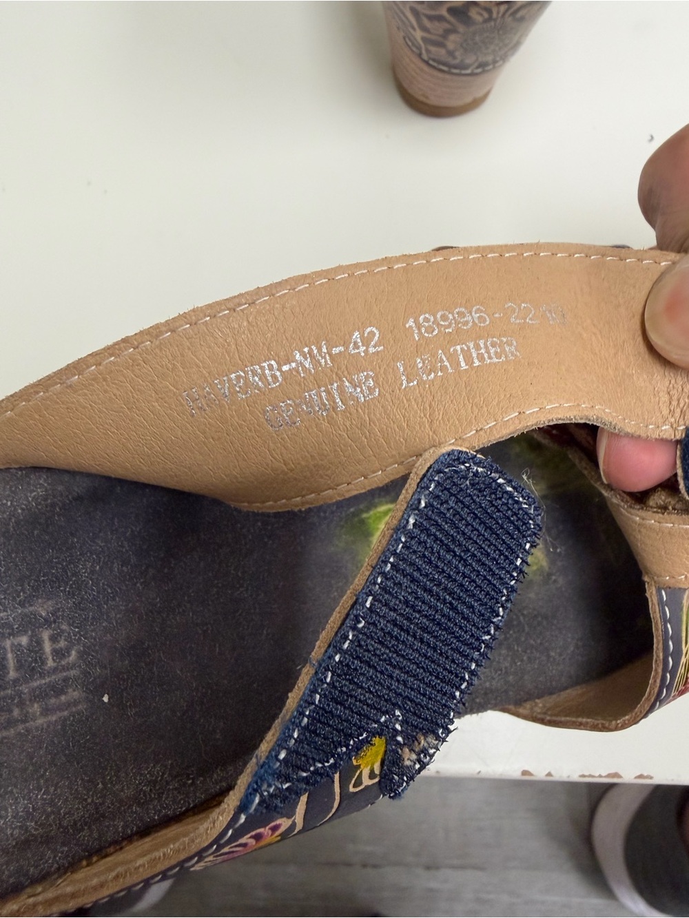 Spring Step L’ARTISTE Leather Wedge Sandals - Picture 8 of 9